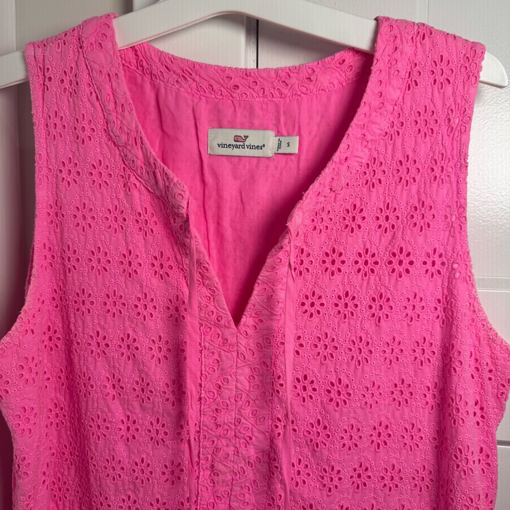 Vineyard Vines Women's Pink Eyelet  Sleeveless Tiered Top Size S - Picture 3 of 13